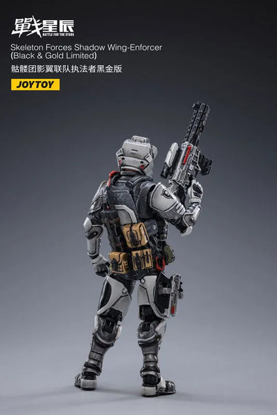 1/18 Battle for the Stars Skeleton Forces Shadow Wing-Enforcer (Black & Gold Limited)ㅤ – JOYTOY – ActionFigureBrasil — iluminação de estúdio