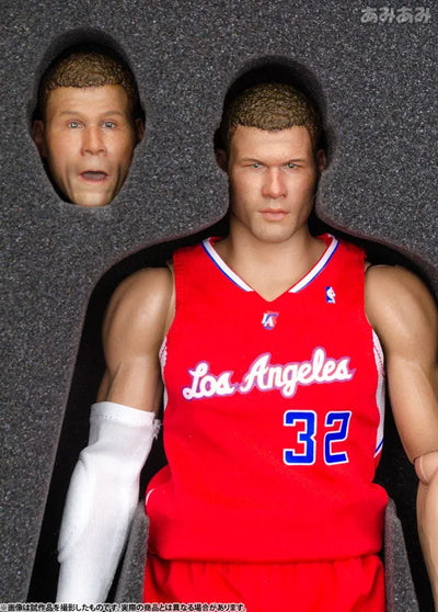 1/6 Real Masterpiece Collectible Figure / NBA Collection: Blake Griffinㅤ – Enterbay – ActionFigureBrasil — iluminação de estúdio