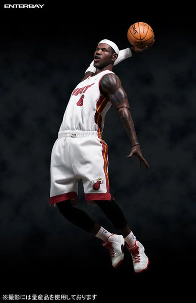 1/6 Real Masterpiece Collectible Figure NBA Collection LeBron Jamesㅤ – Enterbay – ActionFigureBrasil — embalagem