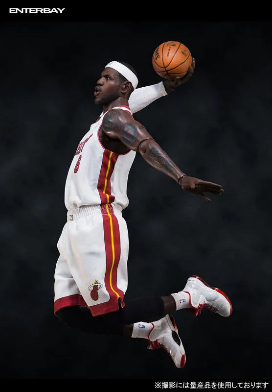 1/6 Real Masterpiece Collectible Figure NBA Collection LeBron Jamesㅤ – Enterbay – ActionFigureBrasil