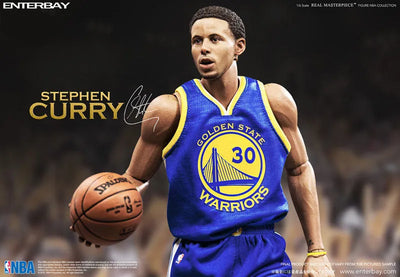 1/6 Real Masterpiece Collectible Figure - NBA Collection: Stephen Curryㅤ – Enterbay – ActionFigureBrasil — ângulo diferente