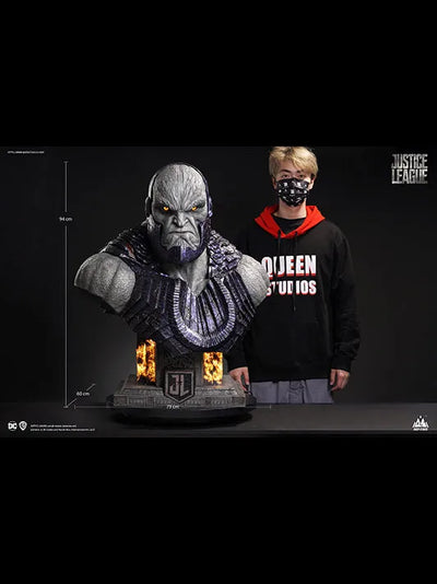 Busto de tamaño natural de Batman, el Caballero Oscuro