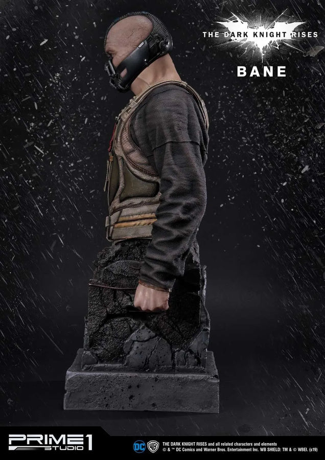 Busto de tamaño natural de Darkseid de la Liga de la Justicia