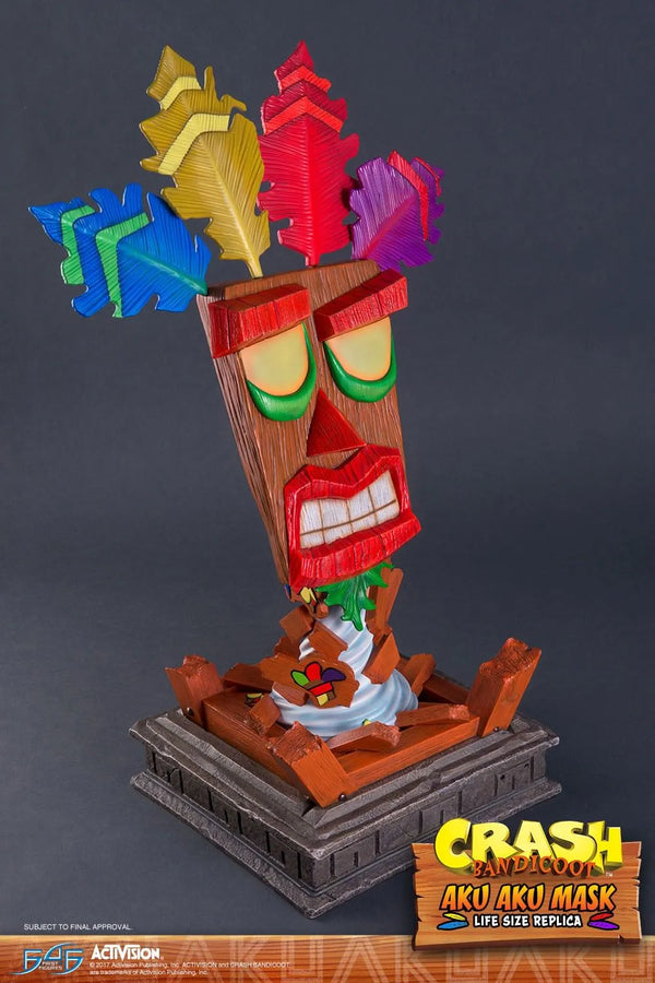 Aku Aku Mask - LIMITED EDITION: 500 – First 4 Figures – ActionFigure Brasil