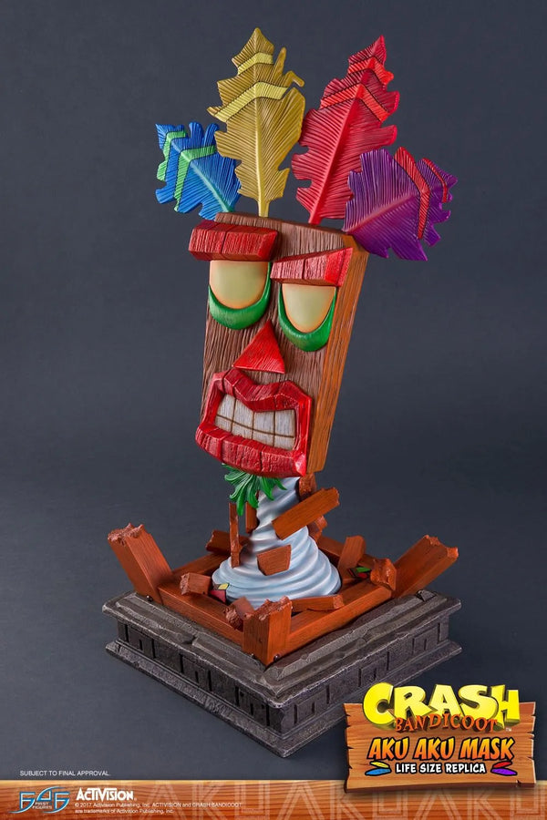 Aku Aku Mask - LIMITED EDITION: 500 – First 4 Figures – ActionFigure Brasil