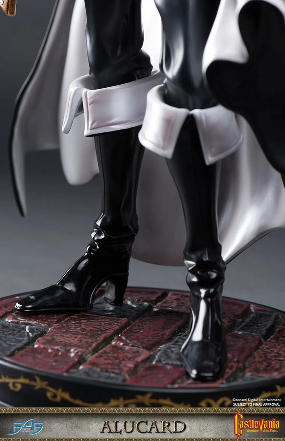 Alucard - LIMITED EDITION: 700 – First 4 Figures – ActionFigure Brasil