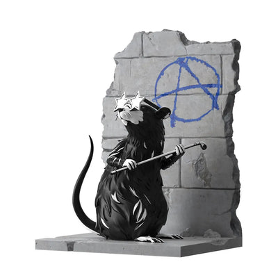 Anarchy Rat - LIMITED EDITION – Mighty Jaxx – ActionFigure Brasil — com base expositora