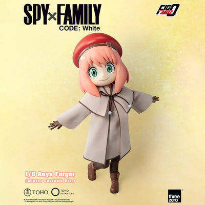 Anya Forger (Winter Costume Version) – Threezero – ActionFigure Brasil — acessórios