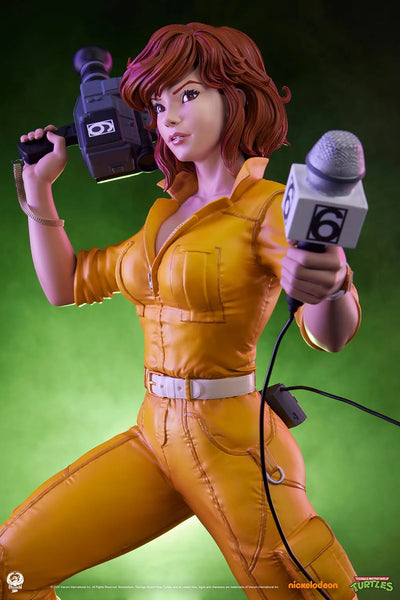 April O’Neil - LIMITED EDITION: 400 – PCS – ActionFigure Brasil