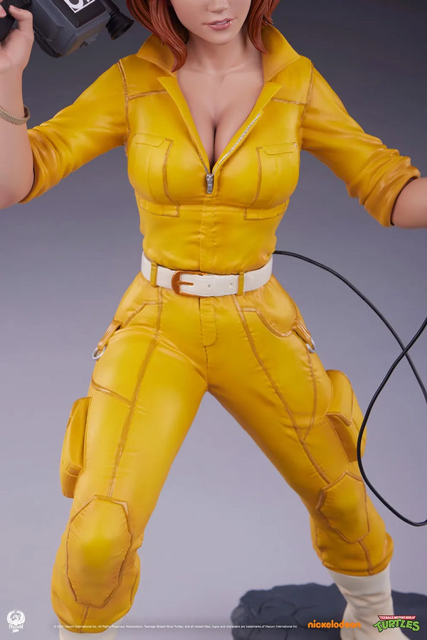 April O’Neil - LIMITED EDITION: 400 – PCS – ActionFigure Brasil