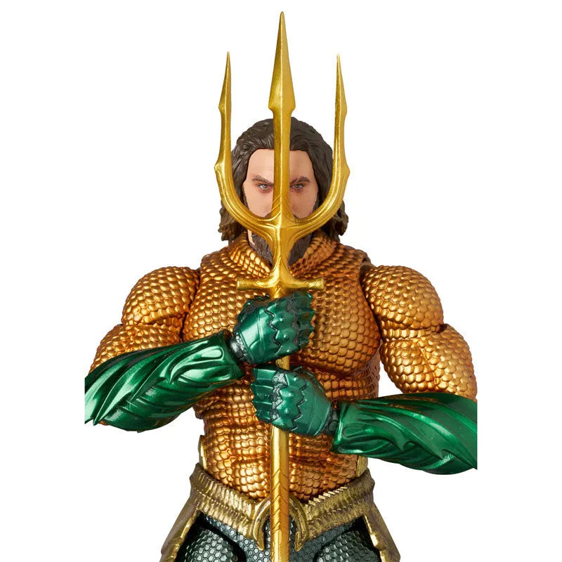 Aquaman and the Lost Kingdom - Aquaman - Mafex (No.267) - Gold ＆ Green Suit (Medicom Toy)ㅤ – Medicom Toy – ActionFigureBrasil