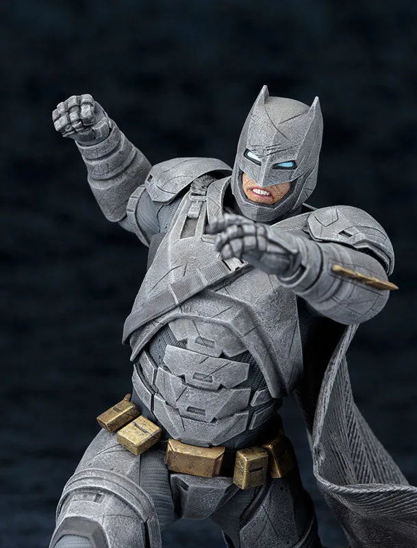 ARTFX+ - Batman vs Superman Dawn of Justice: Batman DAWN OF JUSTICE 1/10ㅤ – Kotobukiya – ActionFigureBrasil