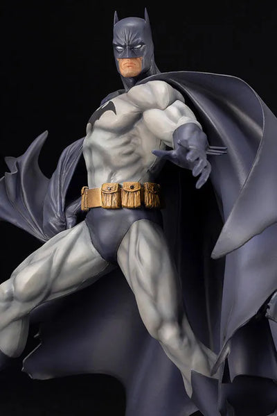 ARTFX DC UNIVERSE Batman HUSH Renewal Package 1/6ㅤ – Kotobukiya – ActionFigureBrasil — iluminação de estúdio