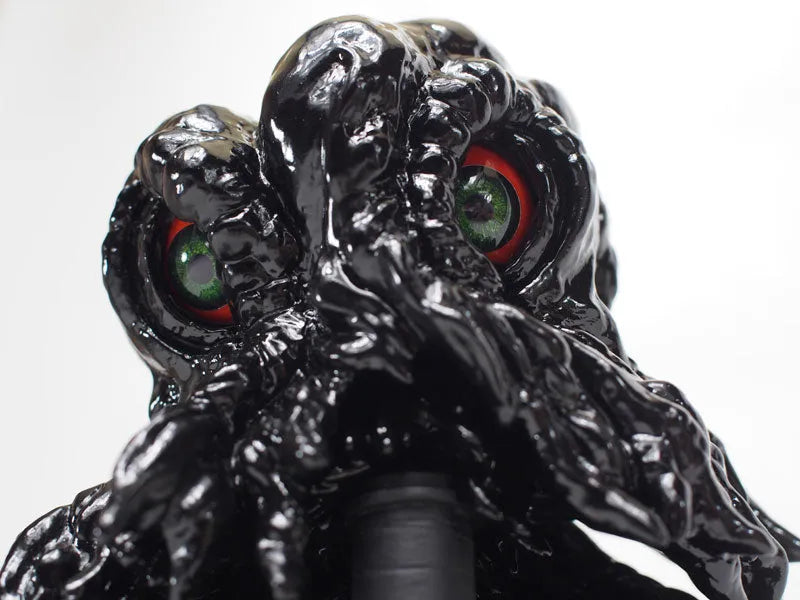 Artistic Monsters Collection (AMC) Smokestack Hedorah GLOSS BLACKㅤ – CCP – ActionFigureBrasil
