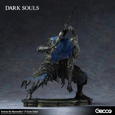 Artorias the Abysswalker – Gecco Co. – ActionFigure Brasil — ângulo diferente