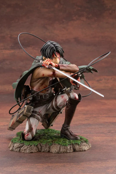 Attack on Titan: Shingeki no Kyojin - Levi - ARTFX J - 1/7 - Fortitude ver. - 2022 Re-release (Kotobukiya)ㅤ – Kotobukiya – ActionFigureBrasil — ângulo diferente
