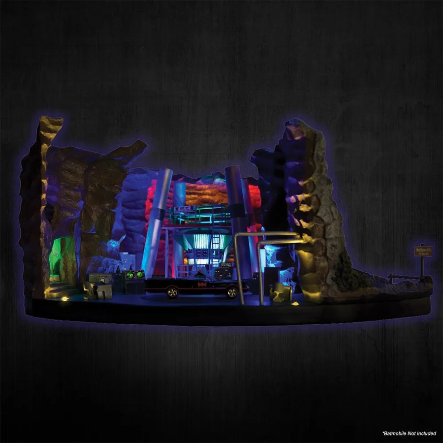 Batcave - LIMITED EDITION: 500 – Factory Entertainment – ActionFigure Brasil