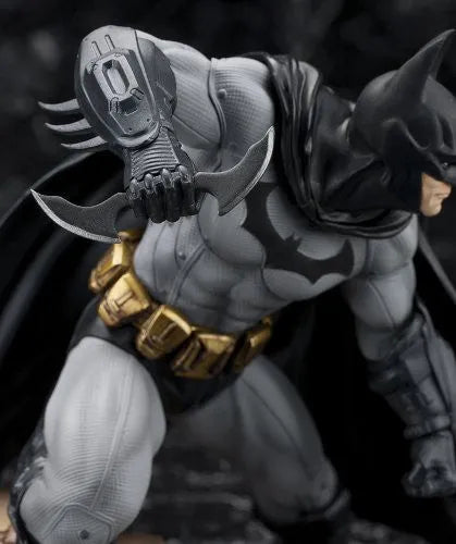 Batman: Arkham City - Batman - ARTFX+ - 1/10 (Kotobukiya)ㅤ – Kotobukiya – ActionFigureBrasil