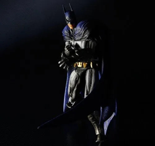 Batman: Arkham City - Batman - Play Arts Kai (Square Enix)ㅤ – Square Enix – ActionFigureBrasil