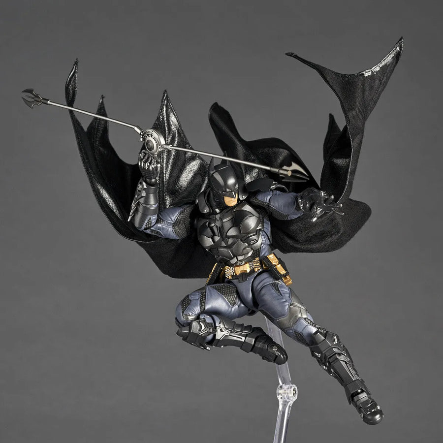 Batman: Arkham Knight - Batman - Amazing Yamaguchi - Revoltech - Arkham Knight Ver. (Kaiyodo) [Shop Exclusive]ㅤ – Kaiyodo – ActionFigureBrasil