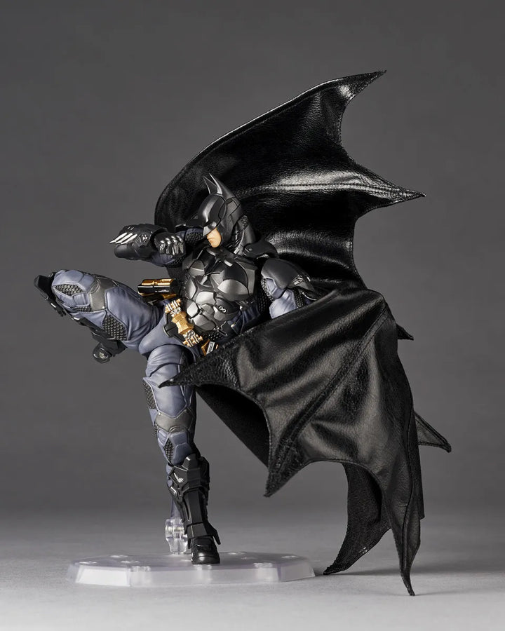 Batman: Arkham Knight – Kaiyodo – ActionFigure Brasil — ângulo diferente