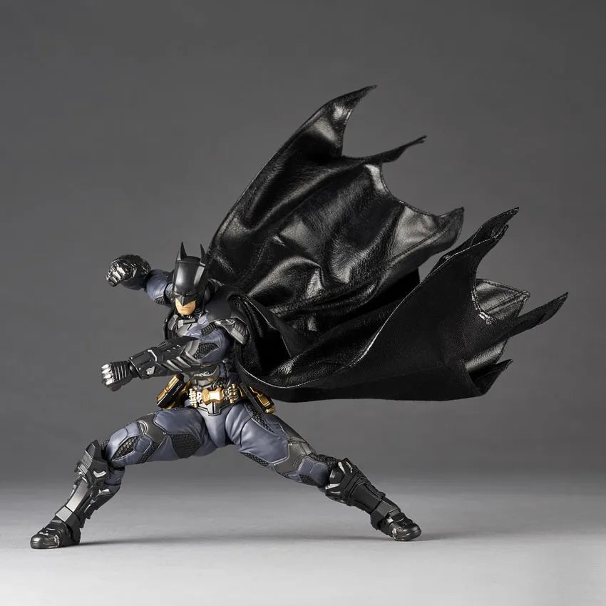 Batman: Arkham Knight – Kaiyodo – ActionFigure Brasil — ângulo diferente