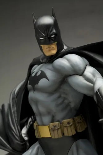 Batman - ARTFX Statue - 1/6 - Black Costume (Kotobukiya)ㅤ – Kotobukiya – ActionFigureBrasil