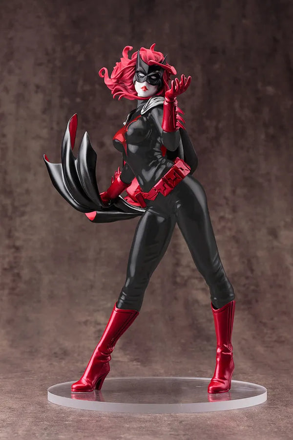 Batman - Batwoman - Bishoujo Statue - DC Comics Bishoujo - 1/7 - 2nd Edition (Kotobukiya)ㅤ – Kotobukiya – ActionFigureBrasil