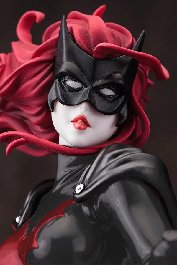 Batman - Batwoman - Bishoujo Statue - DC Comics Bishoujo - 1/7 - 2nd Edition (Kotobukiya)ㅤ – Kotobukiya – ActionFigureBrasil