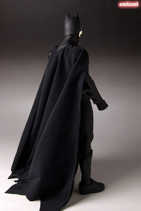 Batman Begins - Batman - 1/6 - GenX Core (Takara Tomy)ㅤ – Takara Tomy – ActionFigureBrasil
