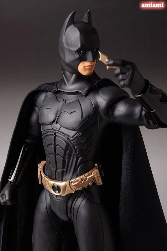 Batman Begins - Batman - 1/6 - GenX Core (Takara Tomy)ㅤ – Takara Tomy – ActionFigureBrasil