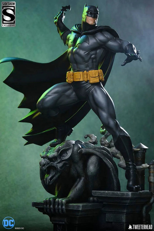 Batman™ (Black and Gray Edition) - LIMITED EDITION: 300 (Quarter Scale) – Tweeterhead – ActionFigure Brasil