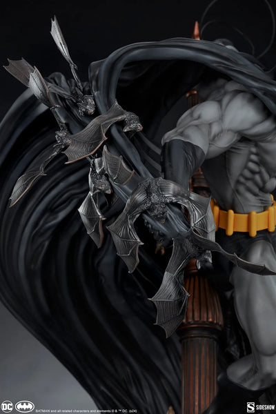 Batman™ (Black Variant) - LIMITED EDITION: 300 (Exclusive) – Sideshow Collectibles – ActionFigure Brasil — iluminação de estúdio