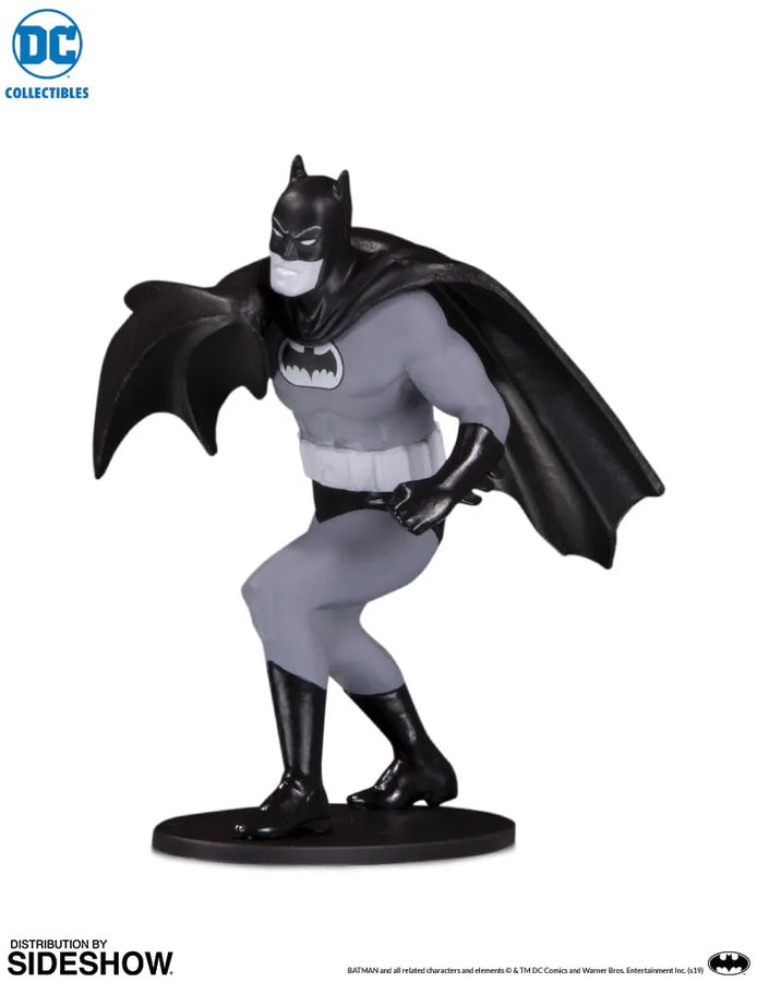 Batman Black & White Set of 7 Mini Figures - LIMITED EDITION – DC Direct – ActionFigure Brasil