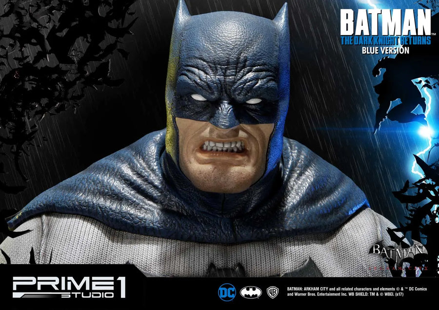 Batman (Blue Version) Batman: Arkham City (The Dark Knight Returns) – Prime1Studio – ActionFigure Brasil