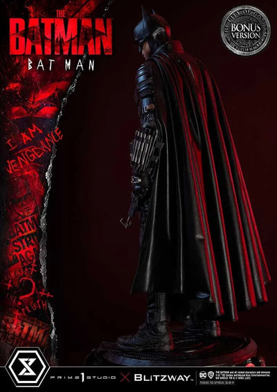 Batman (Bonus Version) - LIMITED EDITION: 40 (Bonus Version) – Prime 1 Studio – ActionFigure Brasil — com base expositora