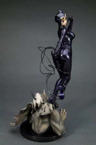 Batman - Catwoman - DC Comics Bishoujo - Bishoujo Statue - 1/7 (Kotobukiya)ㅤ – Kotobukiya – ActionFigureBrasil — ambientada