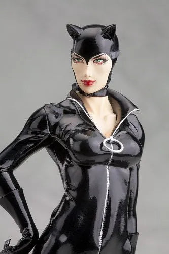 Batman - Catwoman - DC Comics New 52 ARTFX+ - 1/10 (Kotobukiya)ㅤ – Kotobukiya – ActionFigureBrasil — close