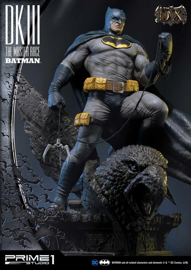 Batman (Deluxe Version) Batman Dark Knight III The Master Race (Comics) – Prime1Studio – ActionFigure Brasil