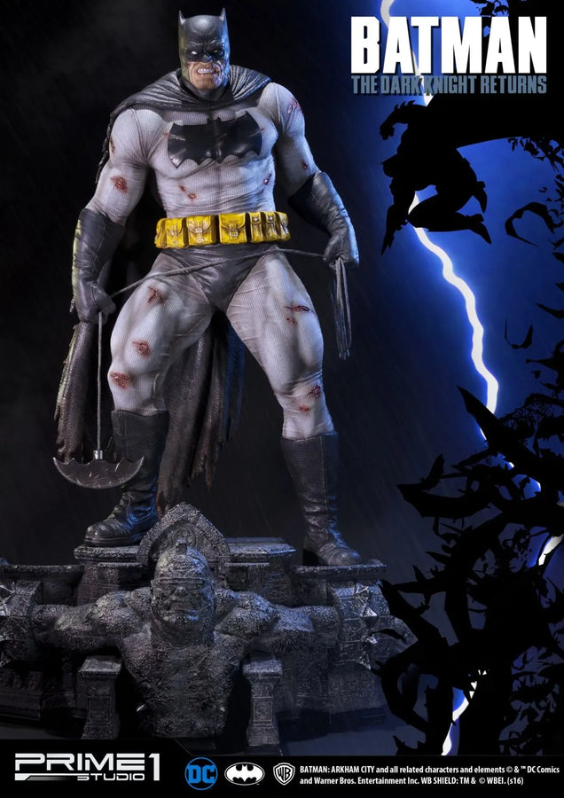 Batman (Exclusive Version) Batman: Arkham City (The Dark Knight Returns) – Prime1Studio – ActionFigure Brasil