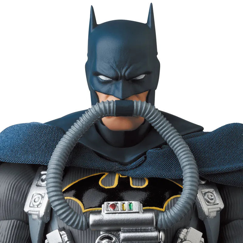 Batman: Hush - Batman - Mafex No.166 - Stealth Jumper (Medicom Toy)ㅤ – Medicom Toy – ActionFigureBrasil
