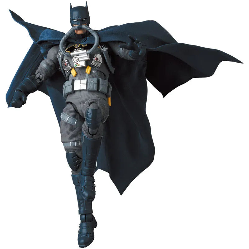Batman: Hush - Batman - Mafex No.166 - Stealth Jumper (Medicom Toy)ㅤ – Medicom Toy – ActionFigureBrasil