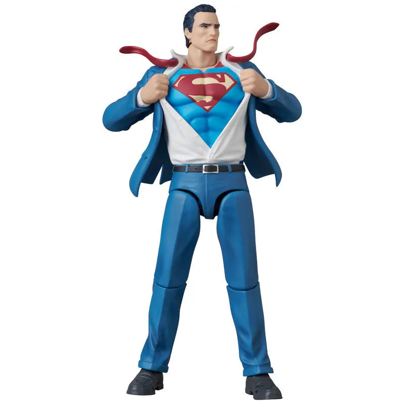 Batman: Hush - Clark Kent - Mafex (No.300) - Batman: Hush Ver. (Medicom Toy)ㅤ – Medicom Toy – ActionFigureBrasil