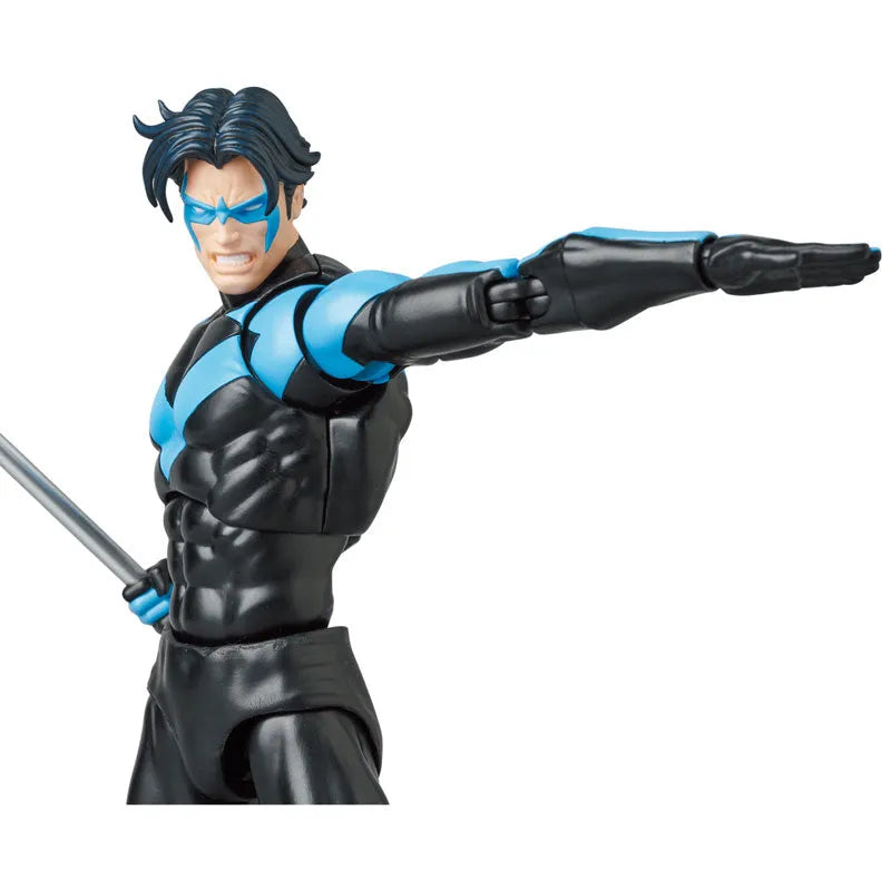 Batman: Hush - Nightwing - Mafex No.175 - Batman: Hush Ver. - 2025 Re-release (Medicom Toy)ㅤ – Medicom Toy – ActionFigureBrasil
