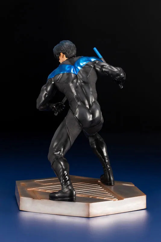 Batman - Nightwing - ARTFX - 1/6 (Kotobukiya)ㅤ – Kotobukiya – ActionFigureBrasil