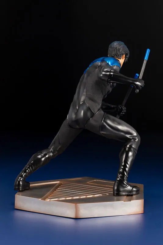 Batman - Nightwing - ARTFX - 1/6 (Kotobukiya)ㅤ – Kotobukiya – ActionFigureBrasil