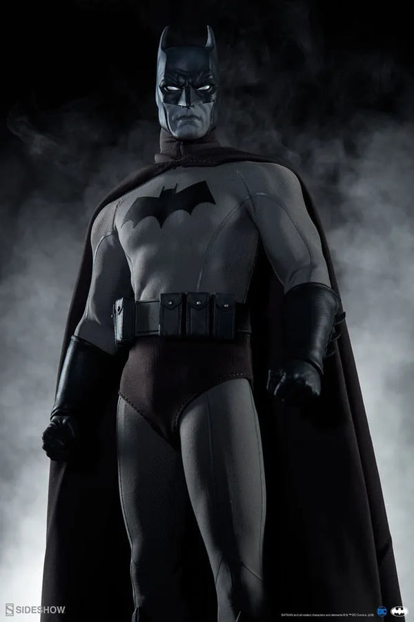 Batman (Noir Version) - LIMITED EDITION: 500 – Sideshow Collectibles – ActionFigure Brasil