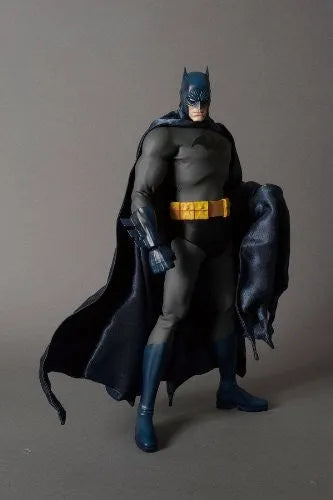 Batman - Real Action Heroes #592 - 1/6 - Batman Hush Version (Medicom Toy)ㅤ – Medicom Toy – ActionFigureBrasil