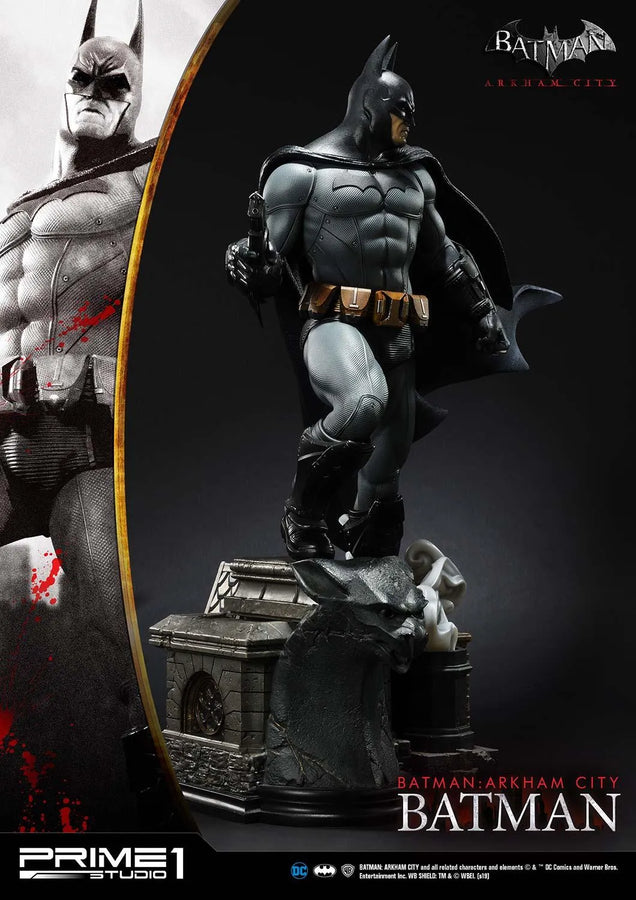 Batman (Regular Version) Batman: Arkham City – Prime1Studio – ActionFigure Brasil