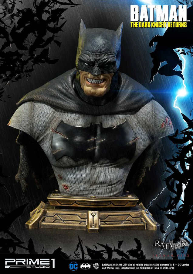 Batman (Regular Version) Batman: Arkham City (The Dark Knight Returns) – Prime1Studio – ActionFigure Brasil